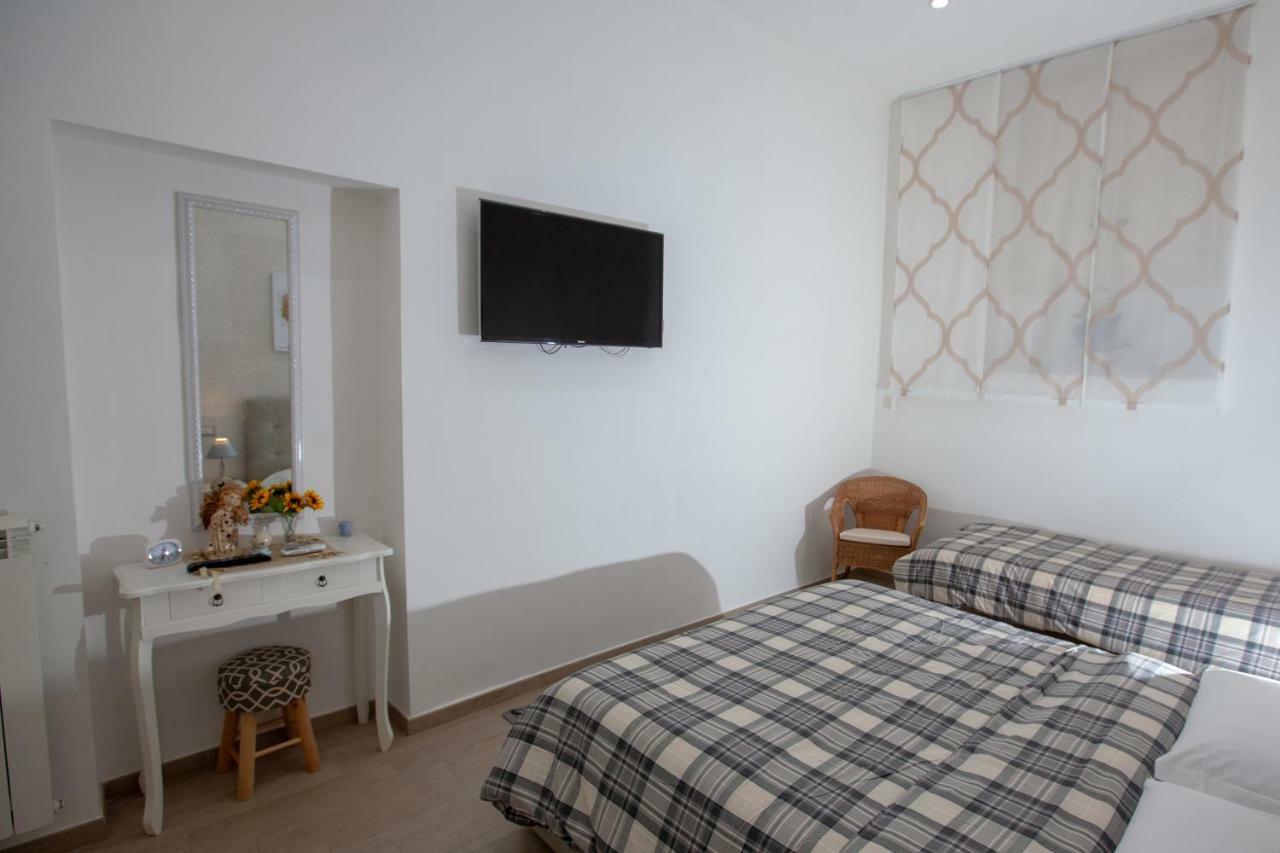 Garibaldi House Apartment 那不勒斯 外观 照片